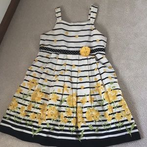 Floral printed dress with black and white strips